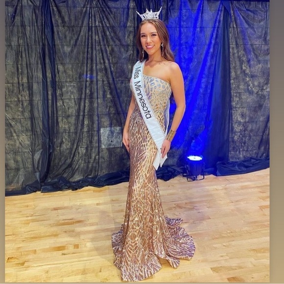 Jovani 06469SC Ombre Sequin Trumpet Prom Dress Silver/Cafe In Size 4 - Picture 9 of 16